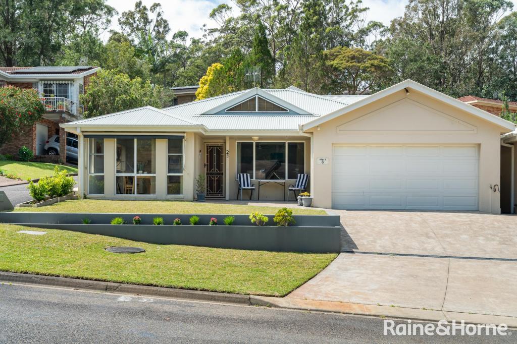 2/3 Augusta Pl, Mollymook Beach, NSW 2539
