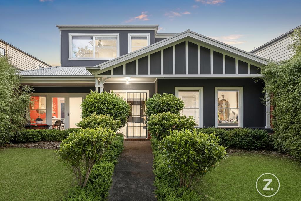 92 FIELDSTONE BVD, BEACONSFIELD, VIC 3807