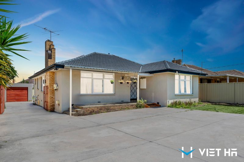 10 Fairbairn St, Springvale, VIC 3171