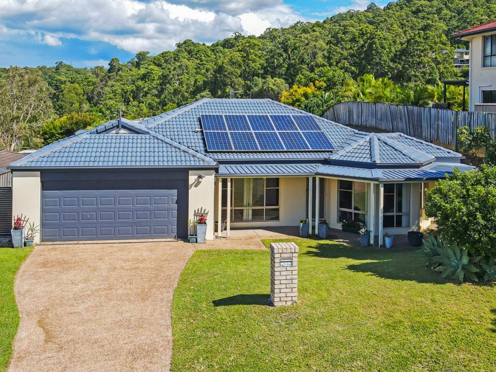 33 Maloney Cres, Maudsland, QLD 4210