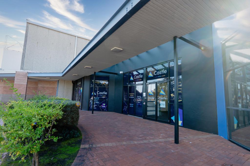 1-3 Ken Tubman Dr, Maitland, NSW 2320