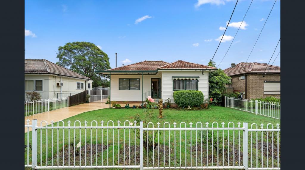 2a Stanbrook St, Fairfield Heights, NSW 2165