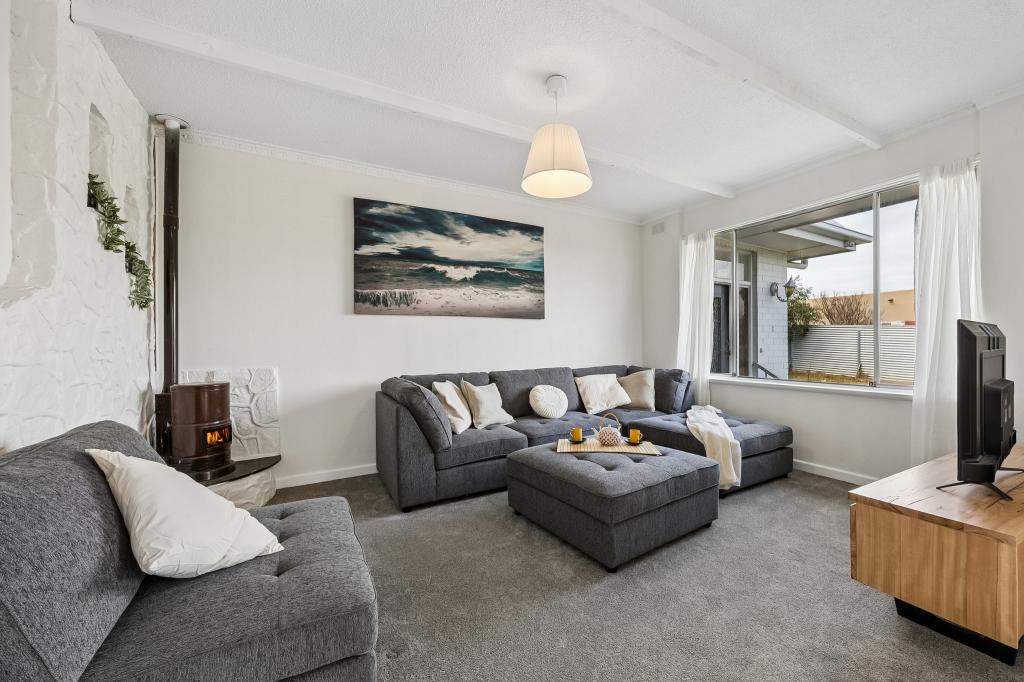 6 Mckay Ave, Christies Beach, SA 5165