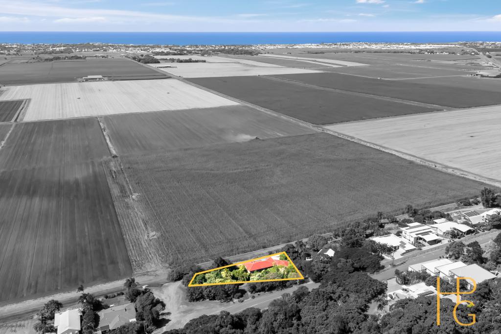 33 Rehbein Ave, Qunaba, QLD 4670