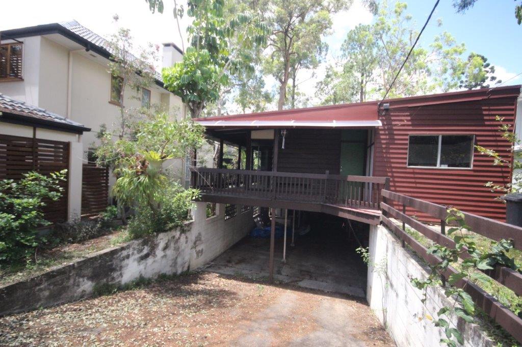 101b Ninth Ave, St Lucia, QLD 4067