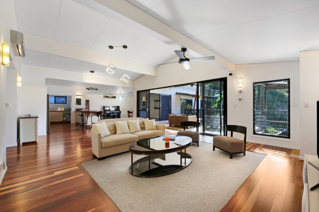 32 Tobin Way, Tallebudgera, QLD 4228