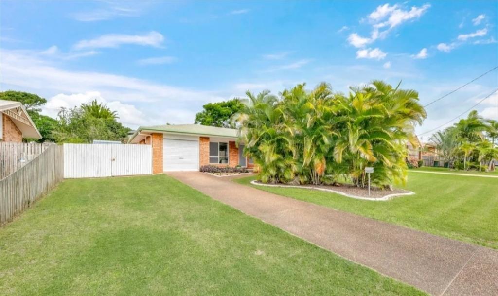 7 Hilltop Pde, Avoca, QLD 4670