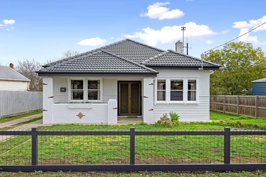 86 Neale St, Kennington, VIC 3550