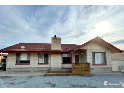 17 Eyre Hwy, Ceduna, SA 5690