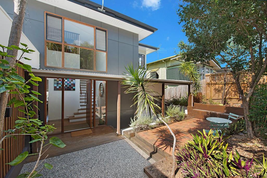 8 Elliot St, Norman Park, QLD 4170