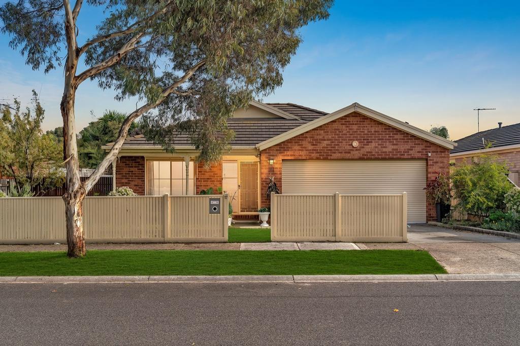 17 Bateman Gr, Hampton Park, VIC 3976