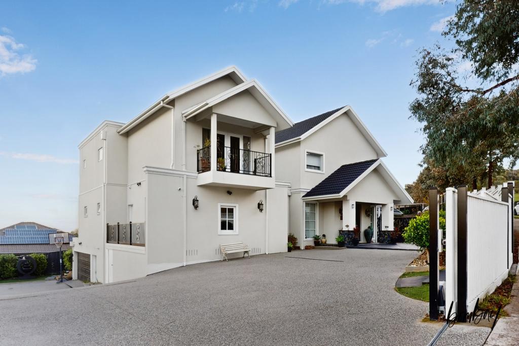 17 Highpoint Dr, South Morang, VIC 3752