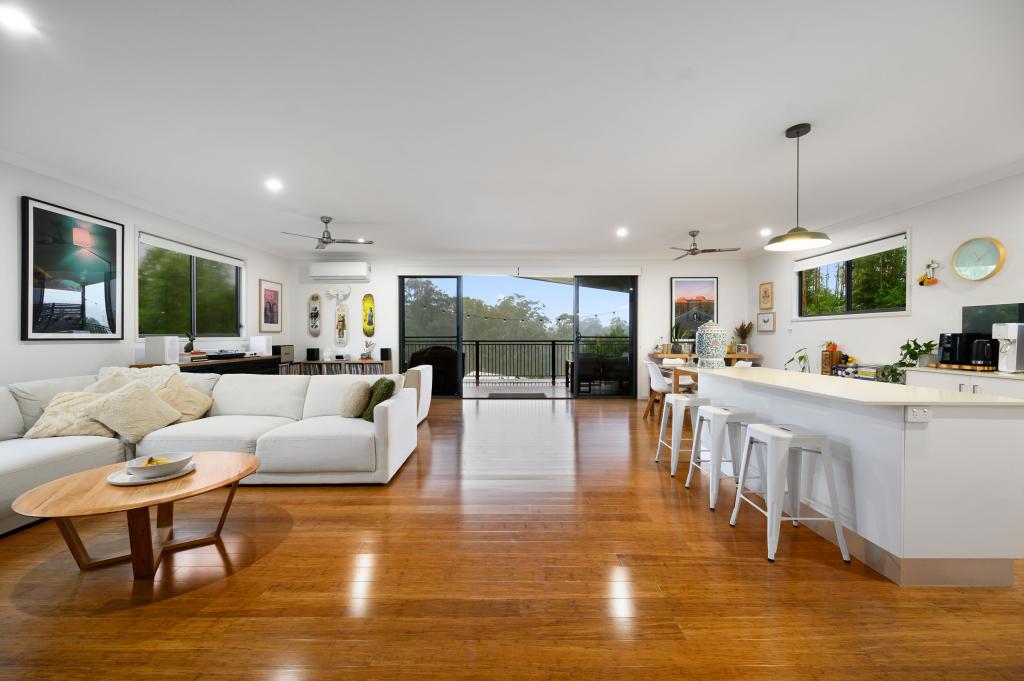 15 Harriet Lane, Oxenford, QLD 4210