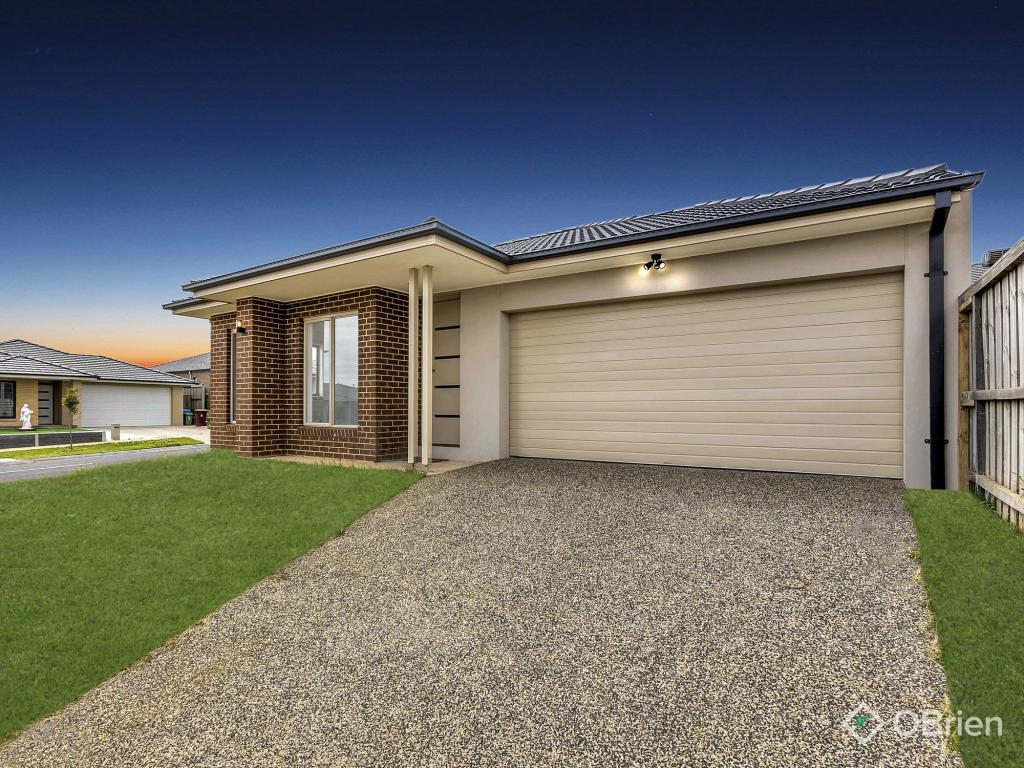8 Fortitude Cct, Clyde, VIC 3978