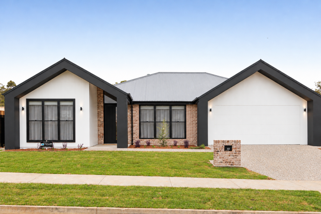 44 Mcburnie Ave, Highfields, QLD 4352