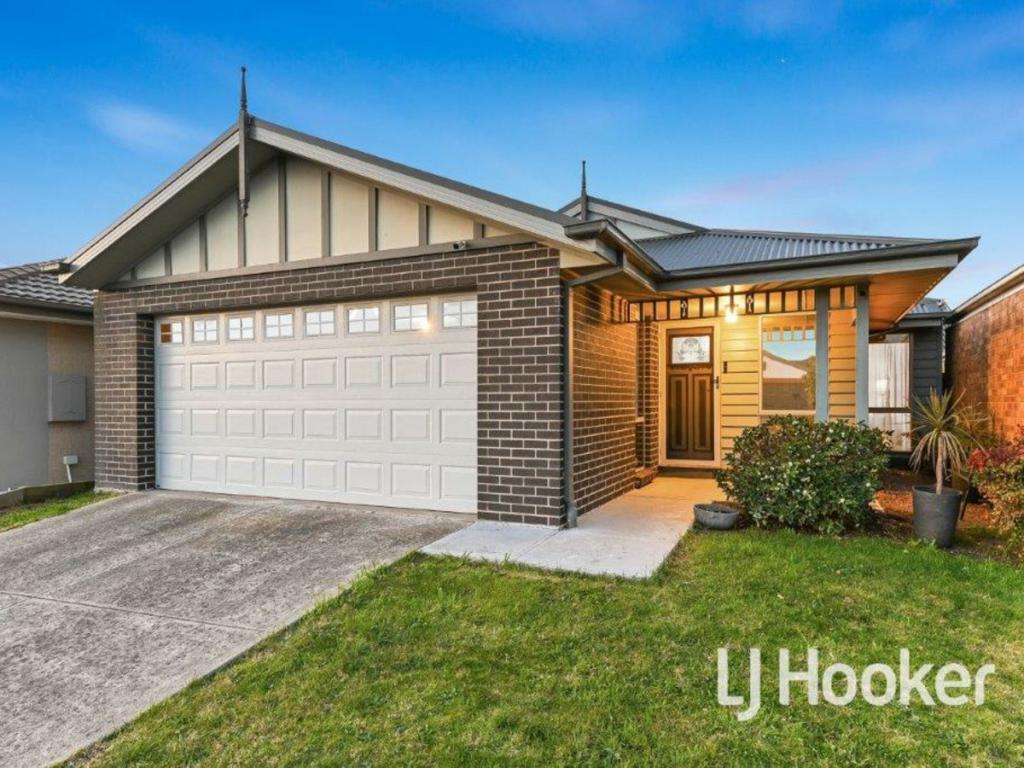 7 Spinebill Ct, Pakenham, VIC 3810