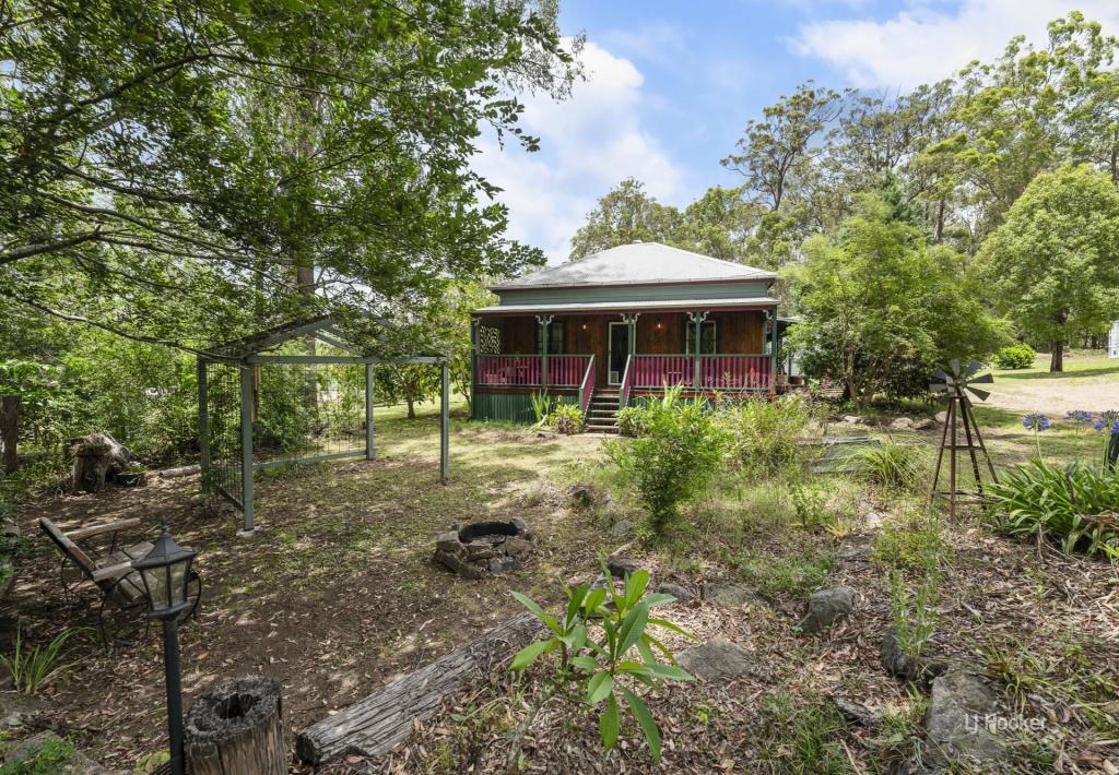 392 Crumpton Dr, Blackbutt North, QLD 4314