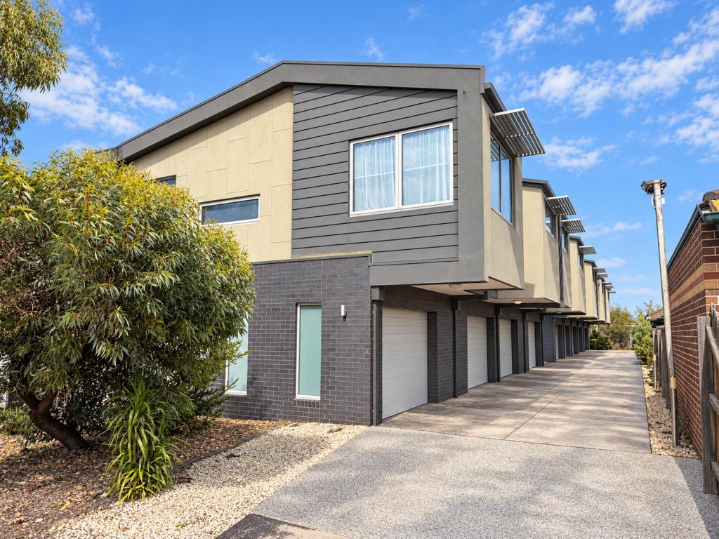 2/59 Parer Rd, Airport West, VIC 3042