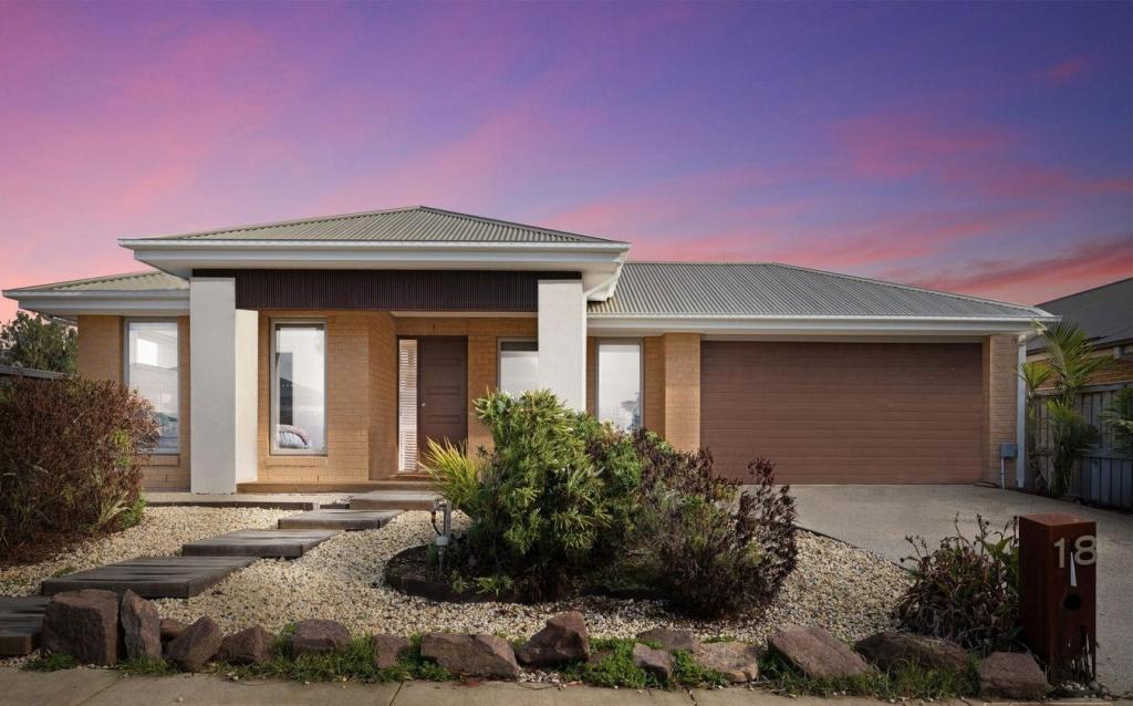 18 Gaudi Bvd, Corinella, VIC 3984