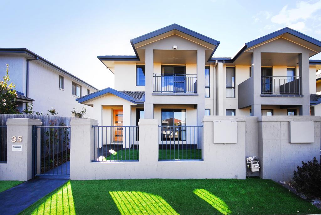 35 Hazelgrove St, Harrison, ACT 2914