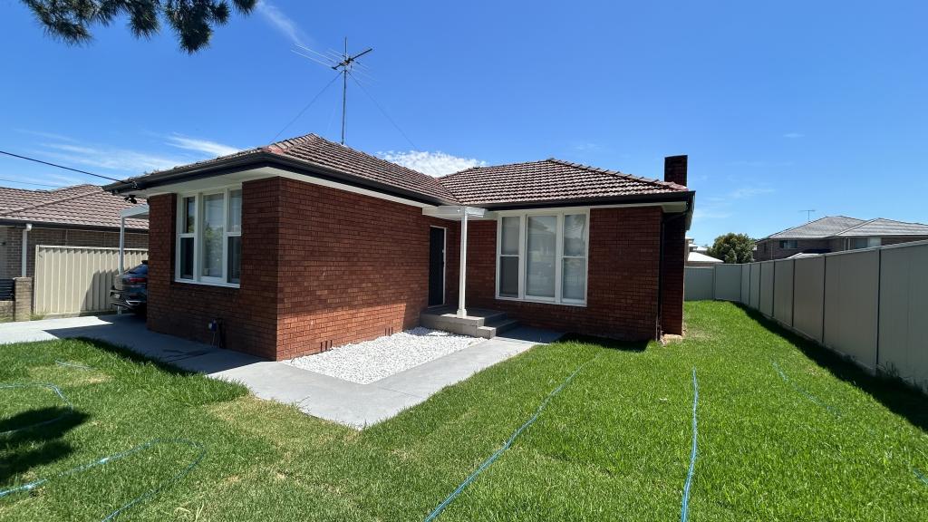 15 Montrose St, Quakers Hill, NSW 2763