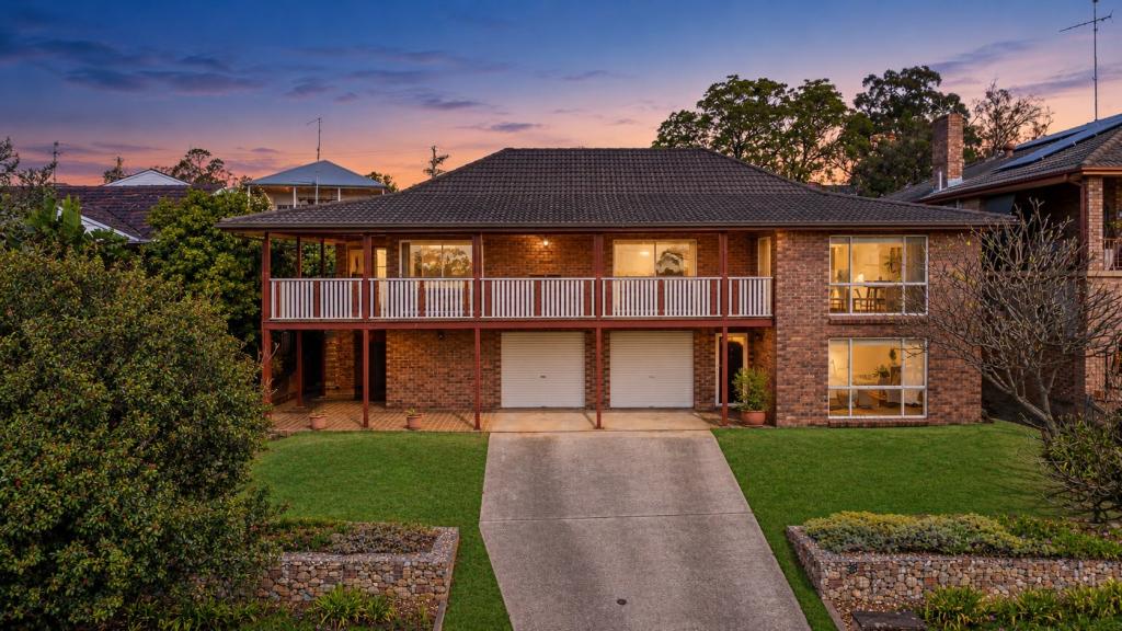 16 JAMES RUSE CL, WINDSOR, NSW 2756