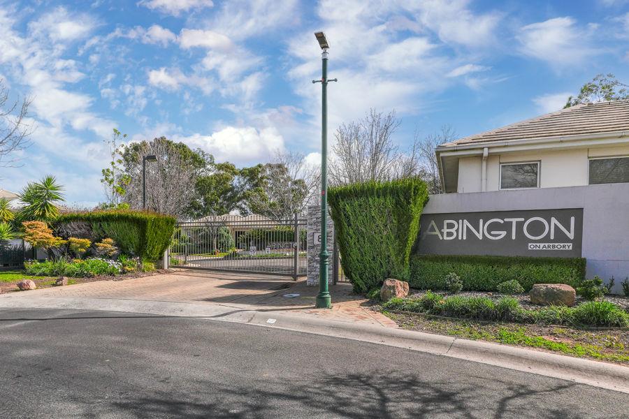 11/8 Arbory Cl, Dubbo, NSW 2830