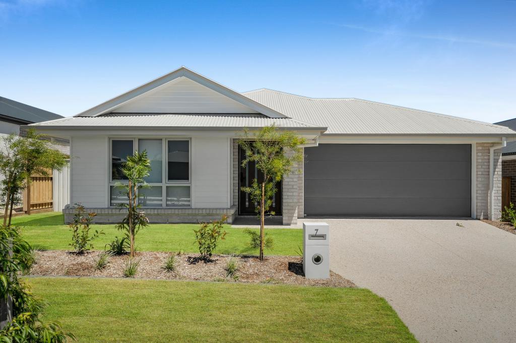 7 FUJI ST, WHITE ROCK, QLD 4306