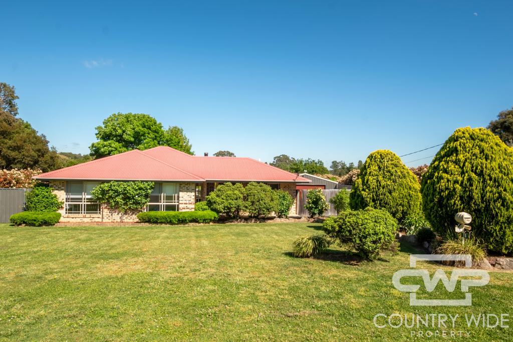14 Cramsie Cres, Glen Innes, NSW 2370