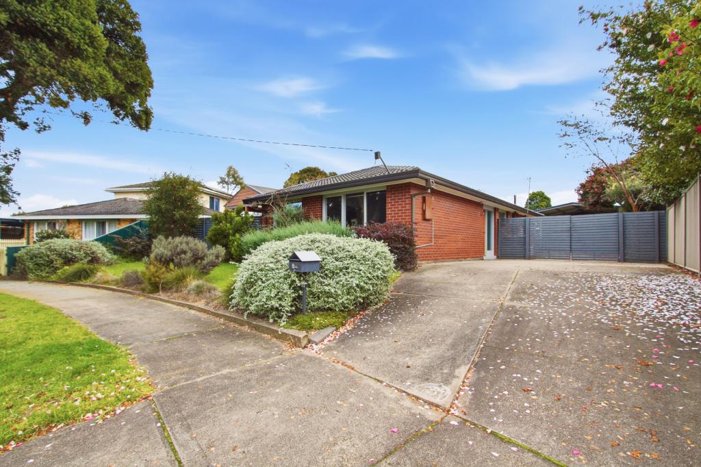 11 JOSEPH ST, SALE, VIC 3850