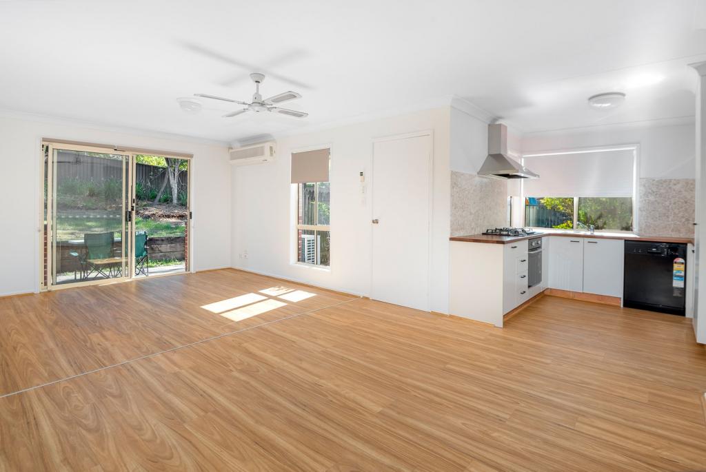 2/4 Encamp St, Reedy Creek, QLD 4227