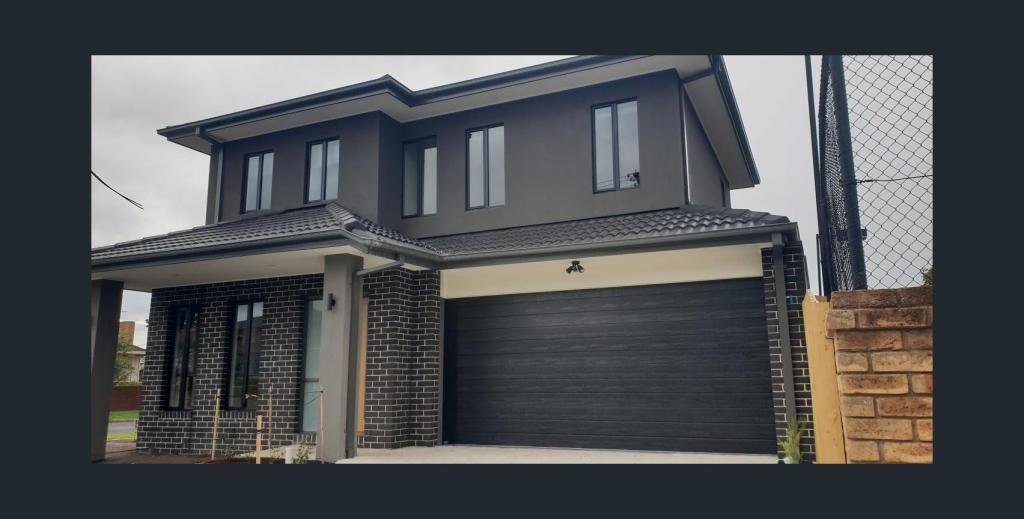 14 LAURIE ST, RESERVOIR, VIC 3073