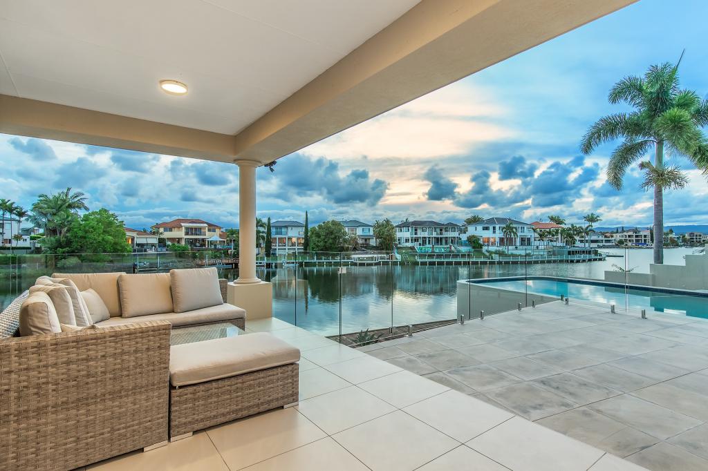 38 Clear Water Bay Ave, Clear Island Waters, QLD 4226