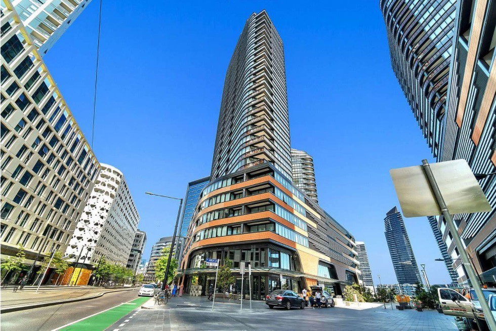 303n/883 Collins St, Docklands, VIC 3008