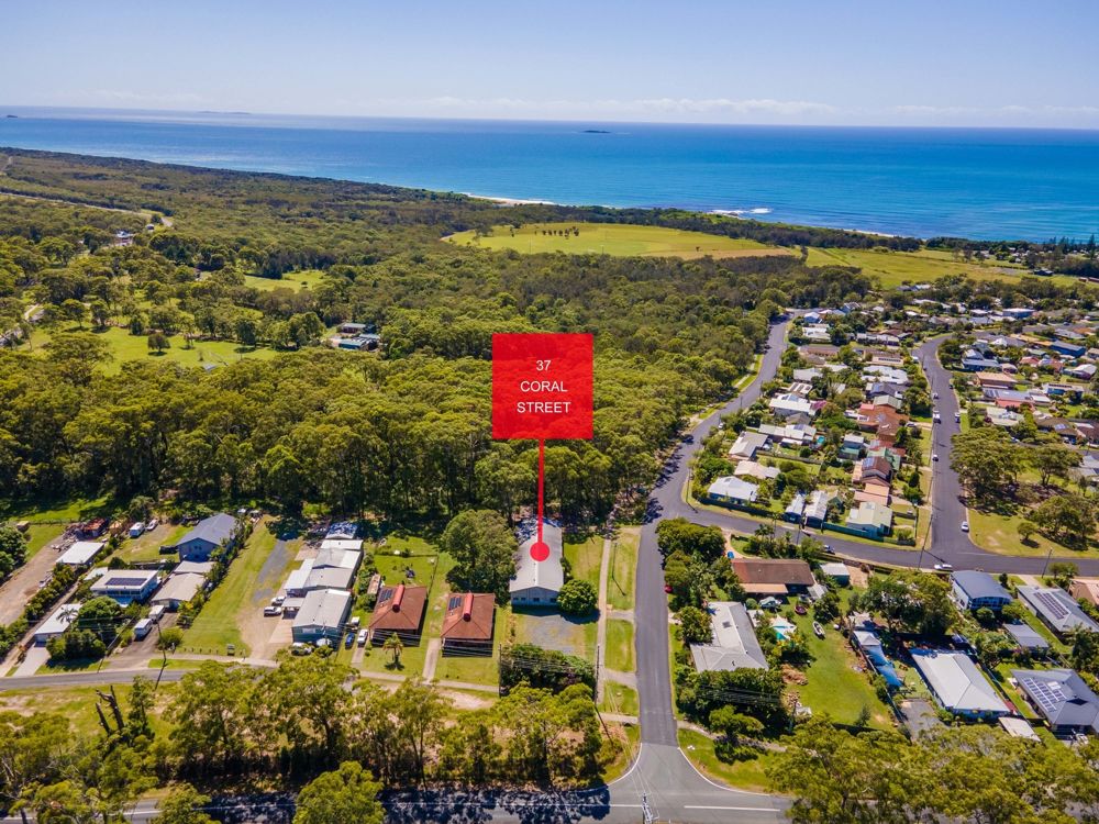 37 Coral St, Corindi Beach, NSW 2456