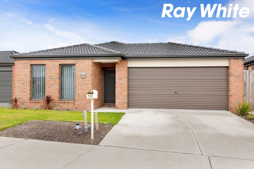 111 Henry Rd, Pakenham, VIC 3810