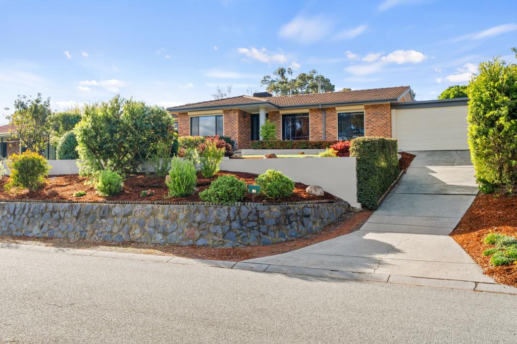 12 Burtt Cres, Calwell, ACT 2905