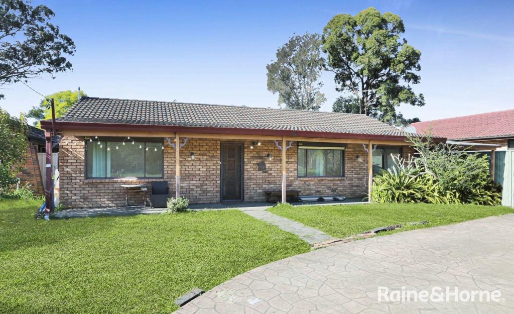 208 Railway Pde, Macquarie Fields, NSW 2564