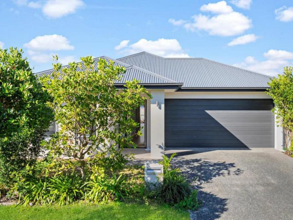13 Chittick Cres, Palmview, QLD 4553