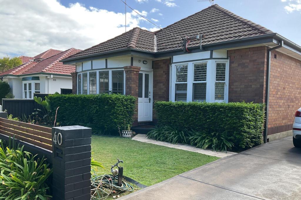 40 Jenner Pde, Hamilton South, NSW 2303