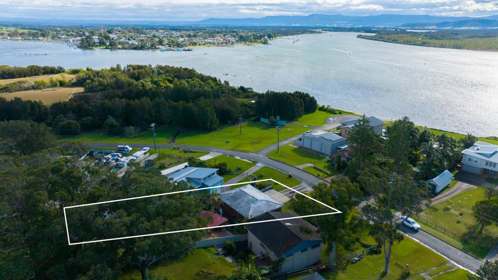 22 Orama Cres, Orient Point, NSW 2540