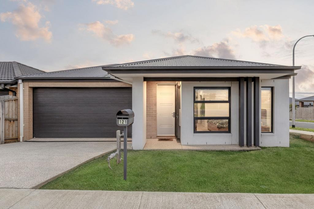 121 Kensington Rd, Leopold, VIC 3224