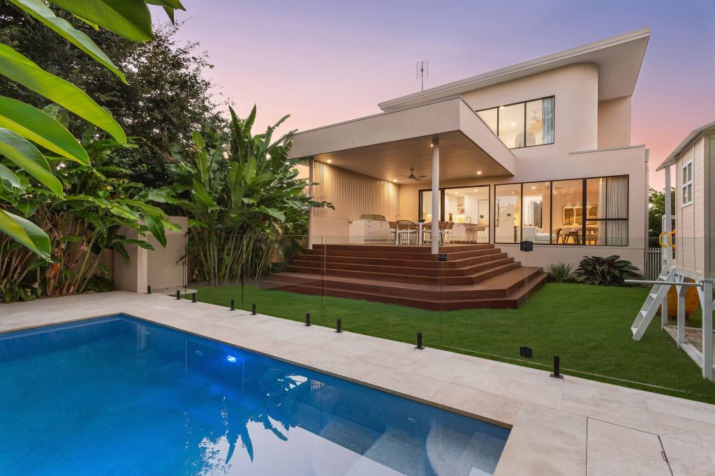 88 Third Ave, Palm Beach, QLD 4221