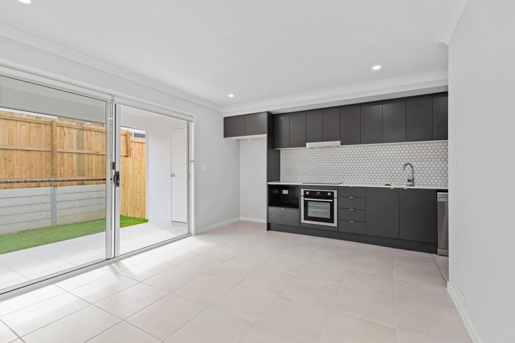 2/72 Pierro Pl, Logan Reserve, QLD 4133