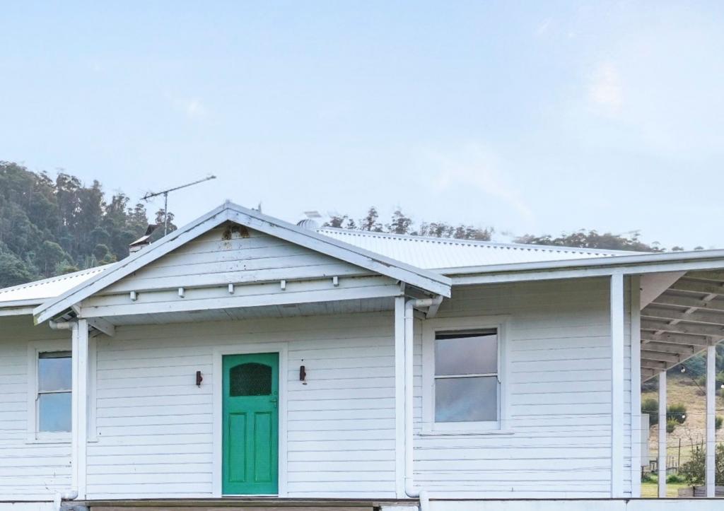 140 Cross Rd, Lucaston, TAS 7109