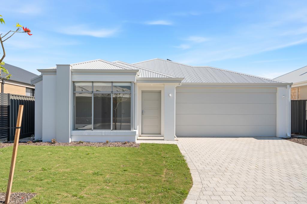 10 Kembla Way, Lakelands, WA 6180