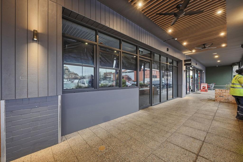 Shop 11/82-104 Summer St, Orange, NSW 2800