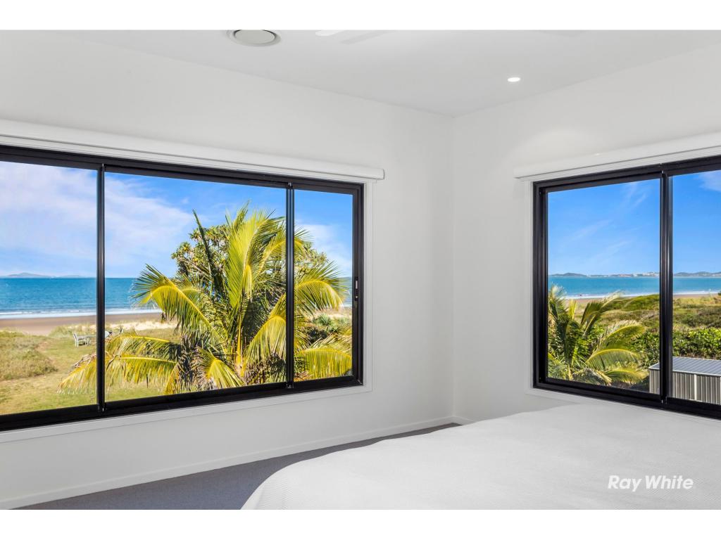 33 KIAMA AVE, BANGALEE, QLD 4703