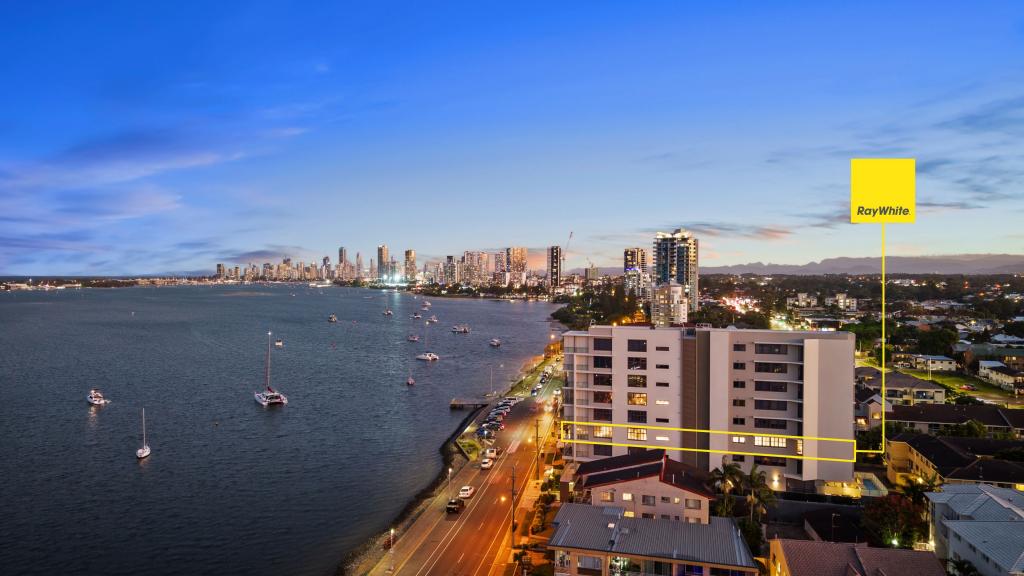 401/286 Marine Pde, Labrador, QLD 4215