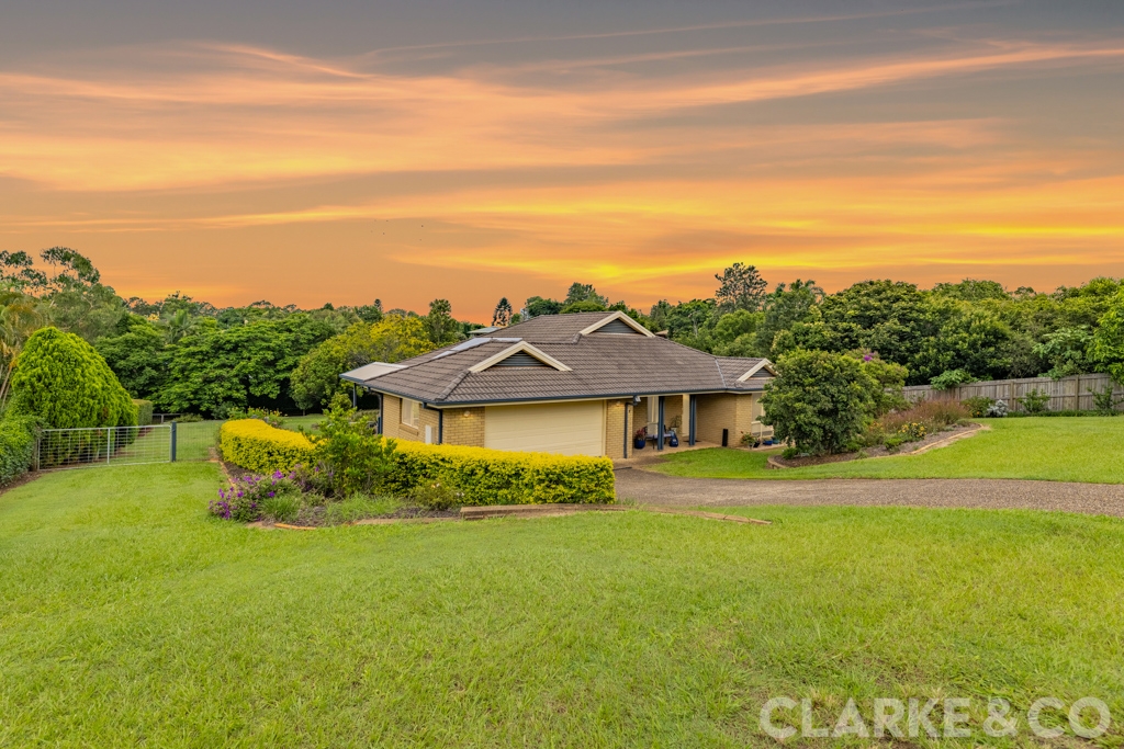 8 Mittelstadt Rd, Glass House Mountains, QLD 4518